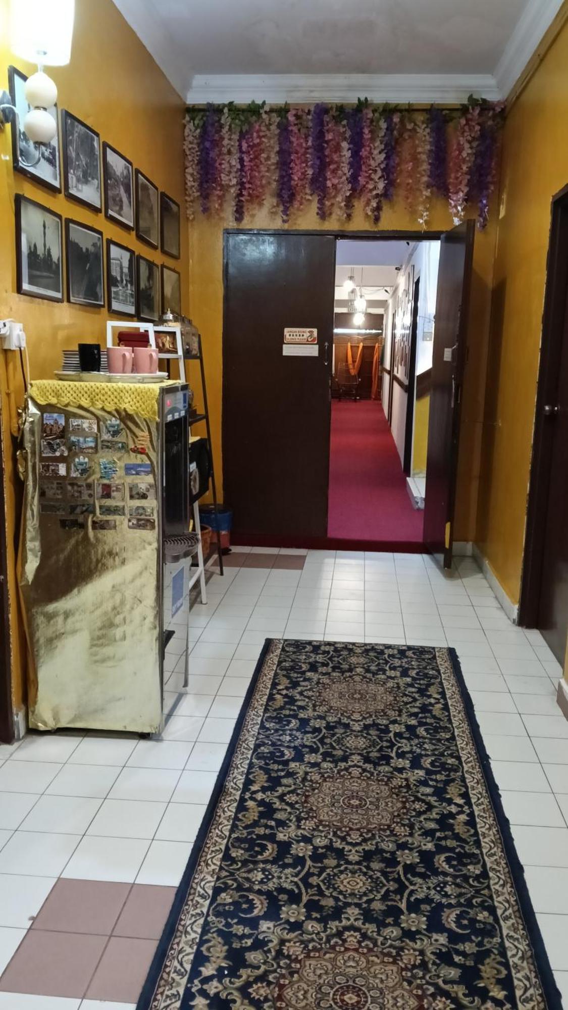 Forest Paradise Inn Teluk Bahang Private Malay Traditional House Concept Hotel By Wan Exterior photo